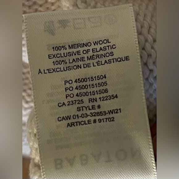 New Aritzia Babaton Nexus Cream 100% Merino Wool Turtleneck Size 2 - Picture 10 of 10